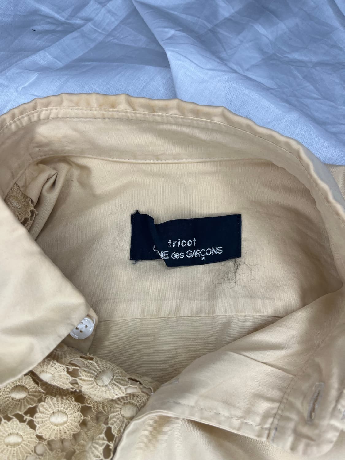 꼼데가르송 트리콧 베이지 레이스 패널 집업 셔츠 상품이미지3