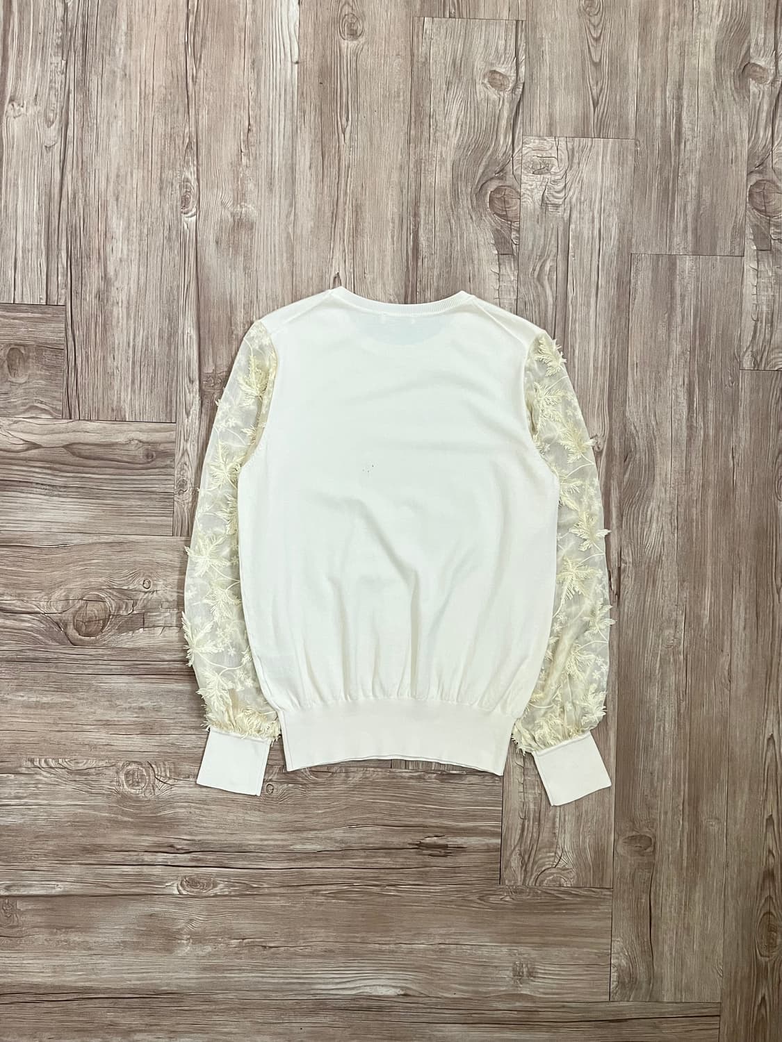 Loungedress 플라워 시스루 스웨터 상품이미지2