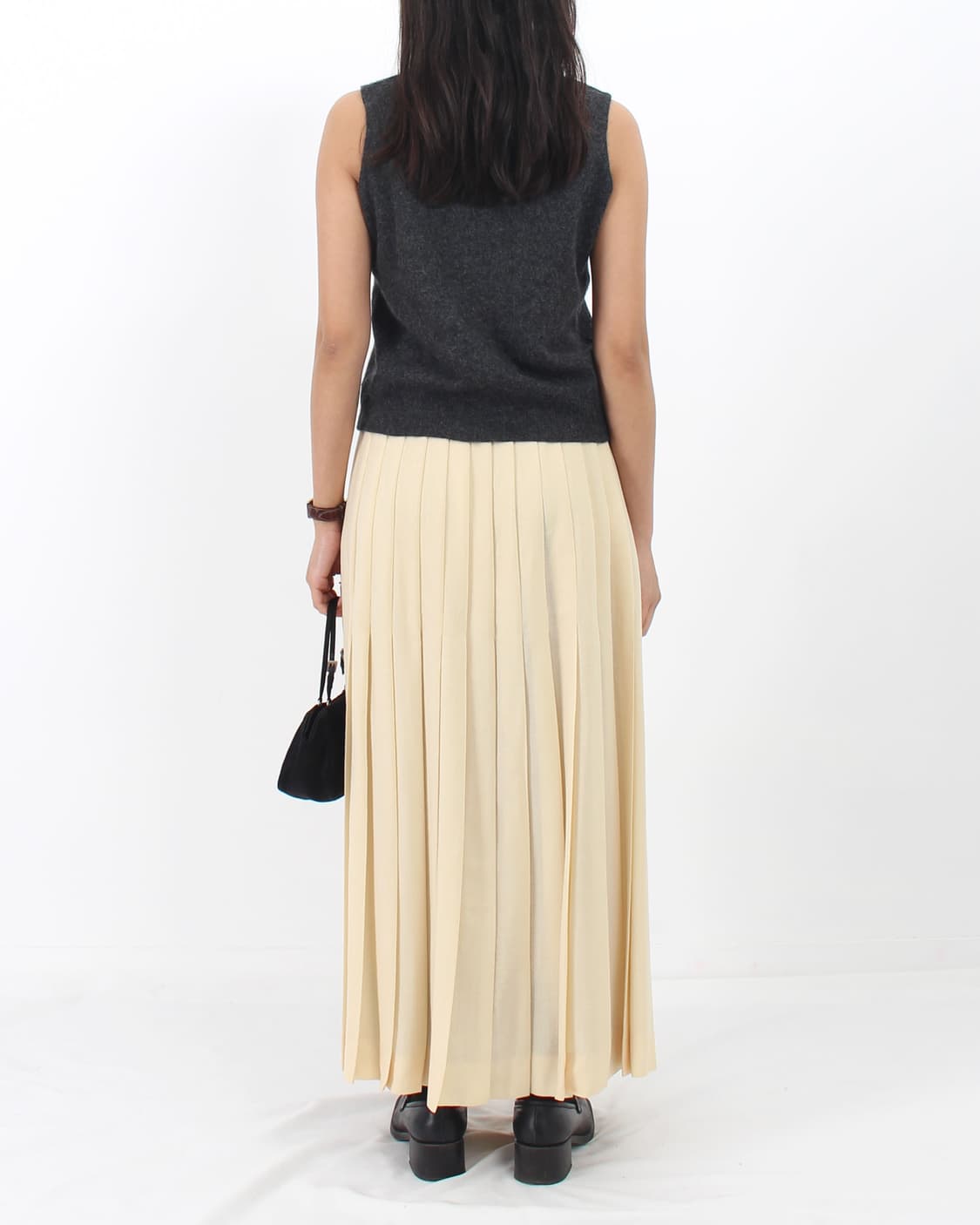 막스마라 MaxMara 그레이 라운드 넥 니트 베스트 상품이미지9