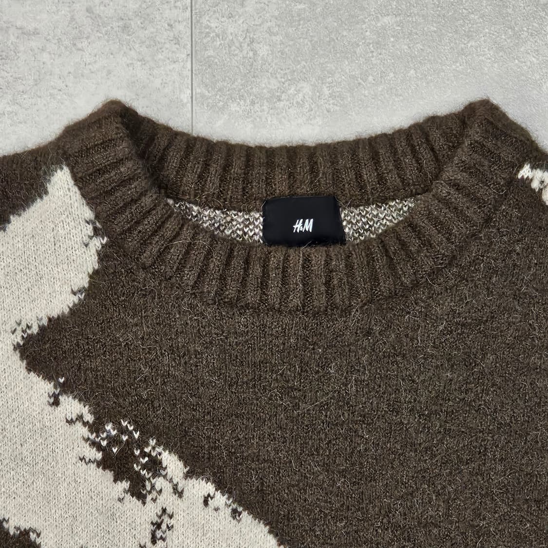 h&m 그래픽 니트 상품이미지2