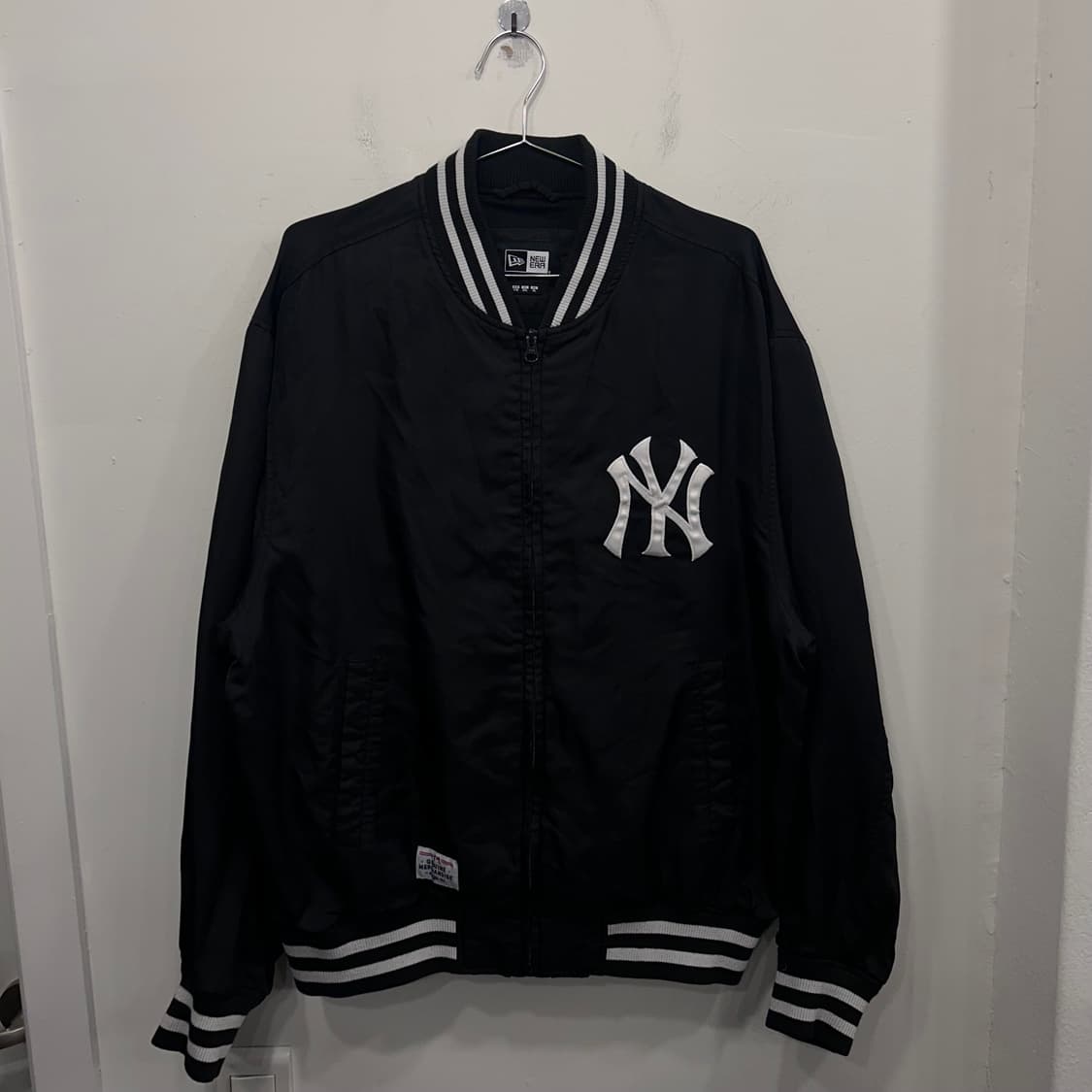 뉴에라 뉴욕양키스 로고 나일론 항공점퍼 상품이미지2