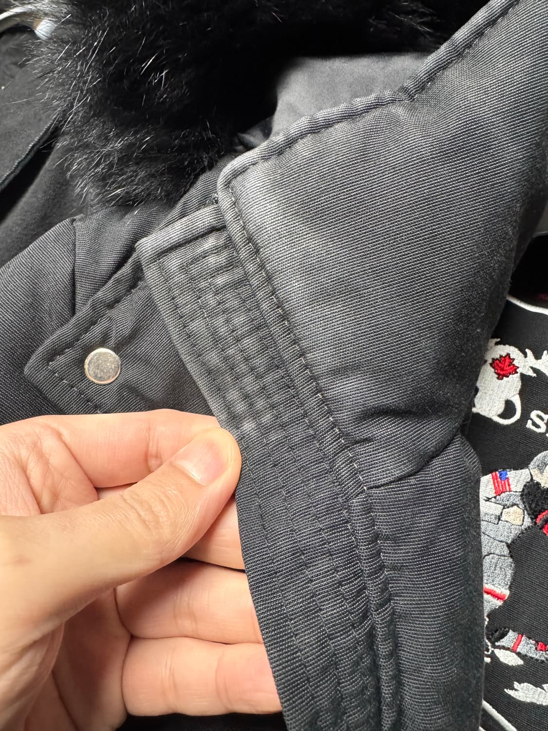 무스너클 국내매장판 블랙폭스퍼 MM 상품이미지8