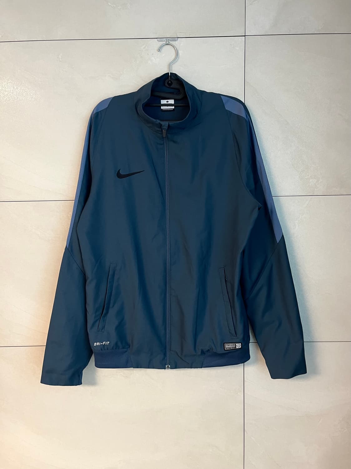 나이키 드라이핏 바람막이 (L/100) 상품이미지3