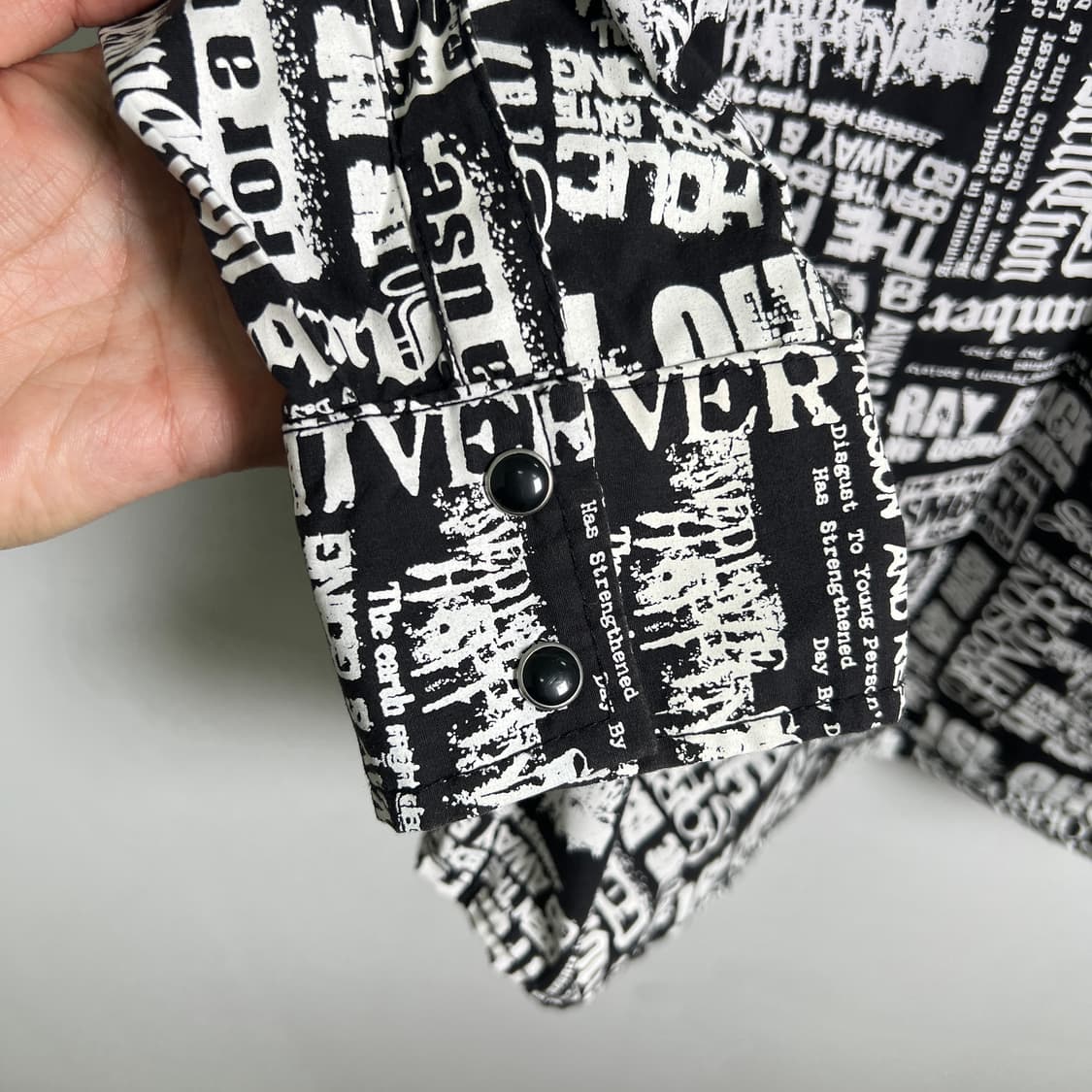 JPN VTG 빈티지 뉴스페이퍼 펑크 스컬 셔츠 XL 상품이미지7