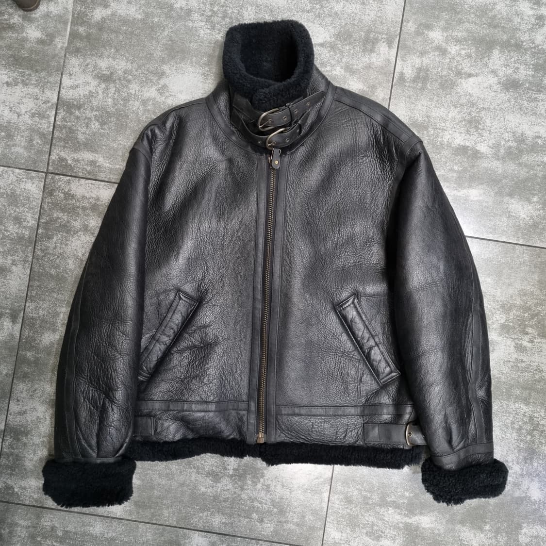 스투시 B-3 무스탕 상품이미지2