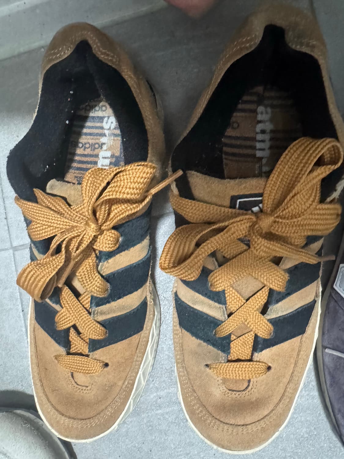 아디매틱 아트모스 270 상품이미지1