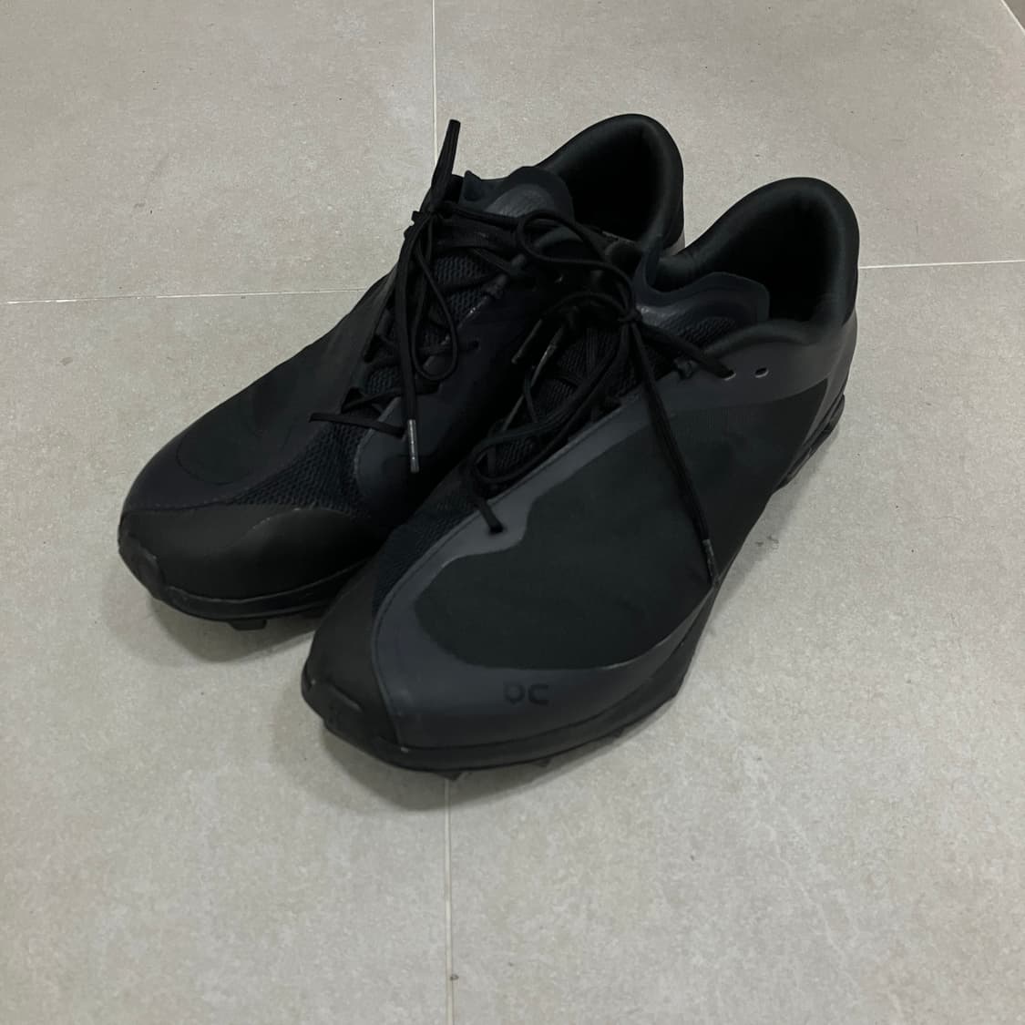 [280] 파프 온러닝 클라우드벤쳐 피크 올블랙 상품이미지3