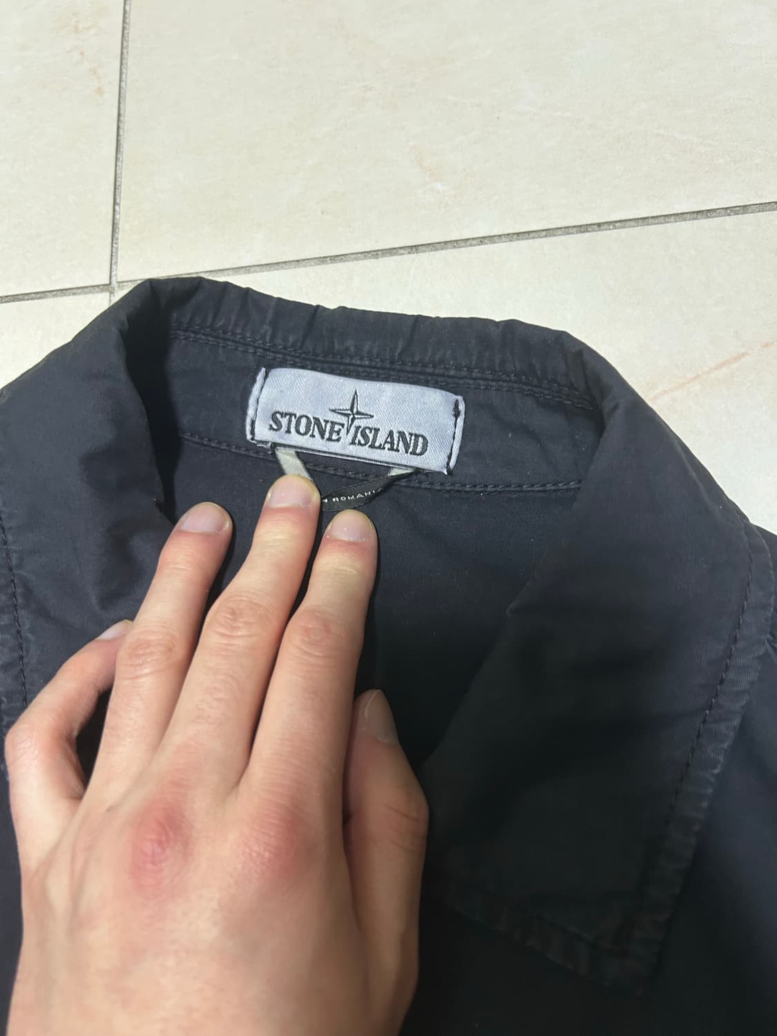 스톤 아일랜드 110WN 올드이펙트 오버셔츠 블랙 미디움 상품이미지3