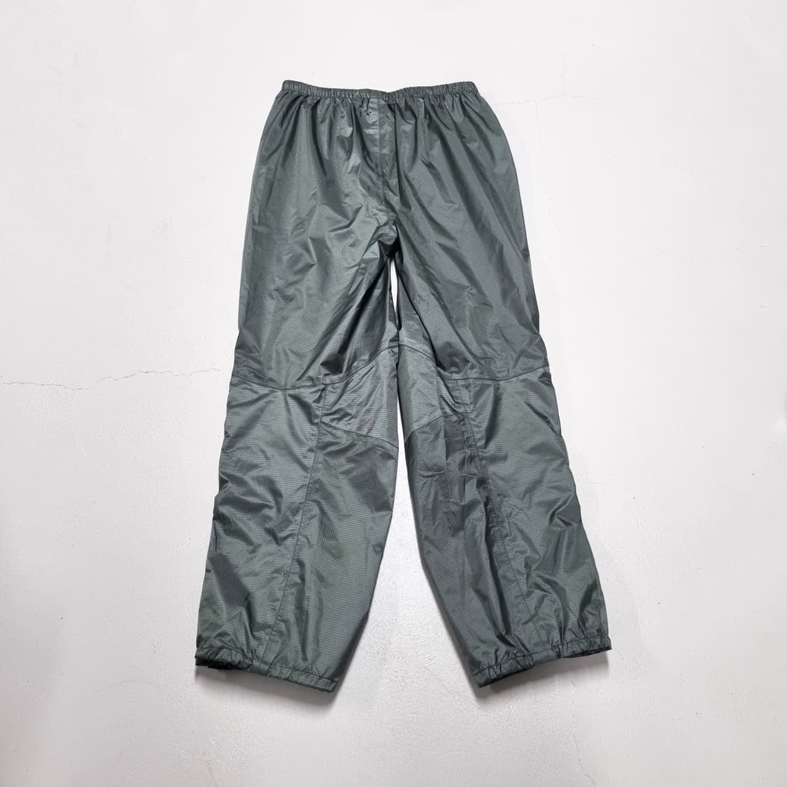 MONTBELL GORE TEX PANTS - L 상품이미지2