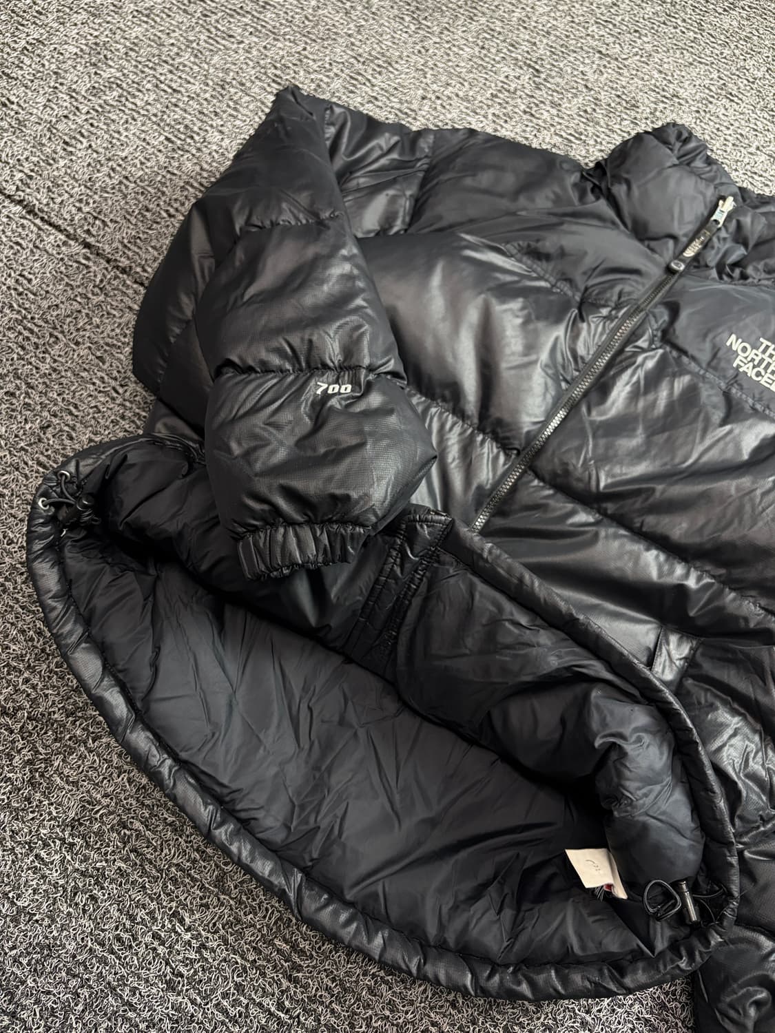 노스페이스 레트로 눕시 고프코어 다운 푸퍼 패딩 2114 상품이미지3