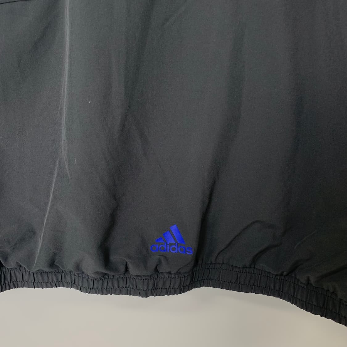 아디다스 빅로고 차콜 바람막이 상품이미지5