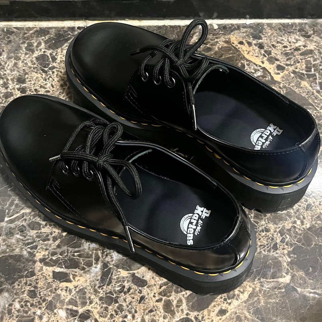 닥터마틴 1461 쿼드 240 상품이미지2