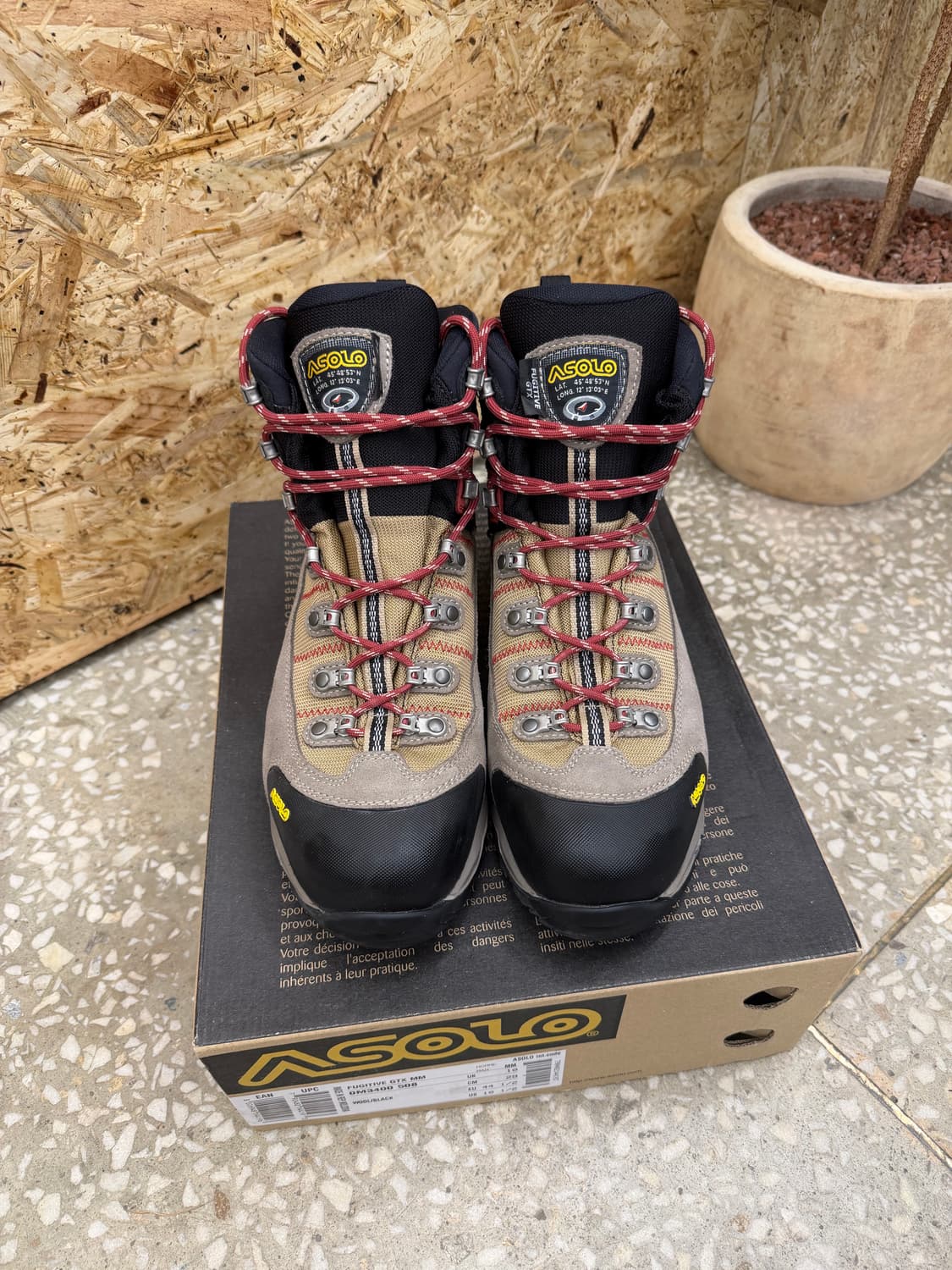 아솔로 퓨지티브 고어텍스 등산화 ASOLO FUTIVE GTX 상품이미지2