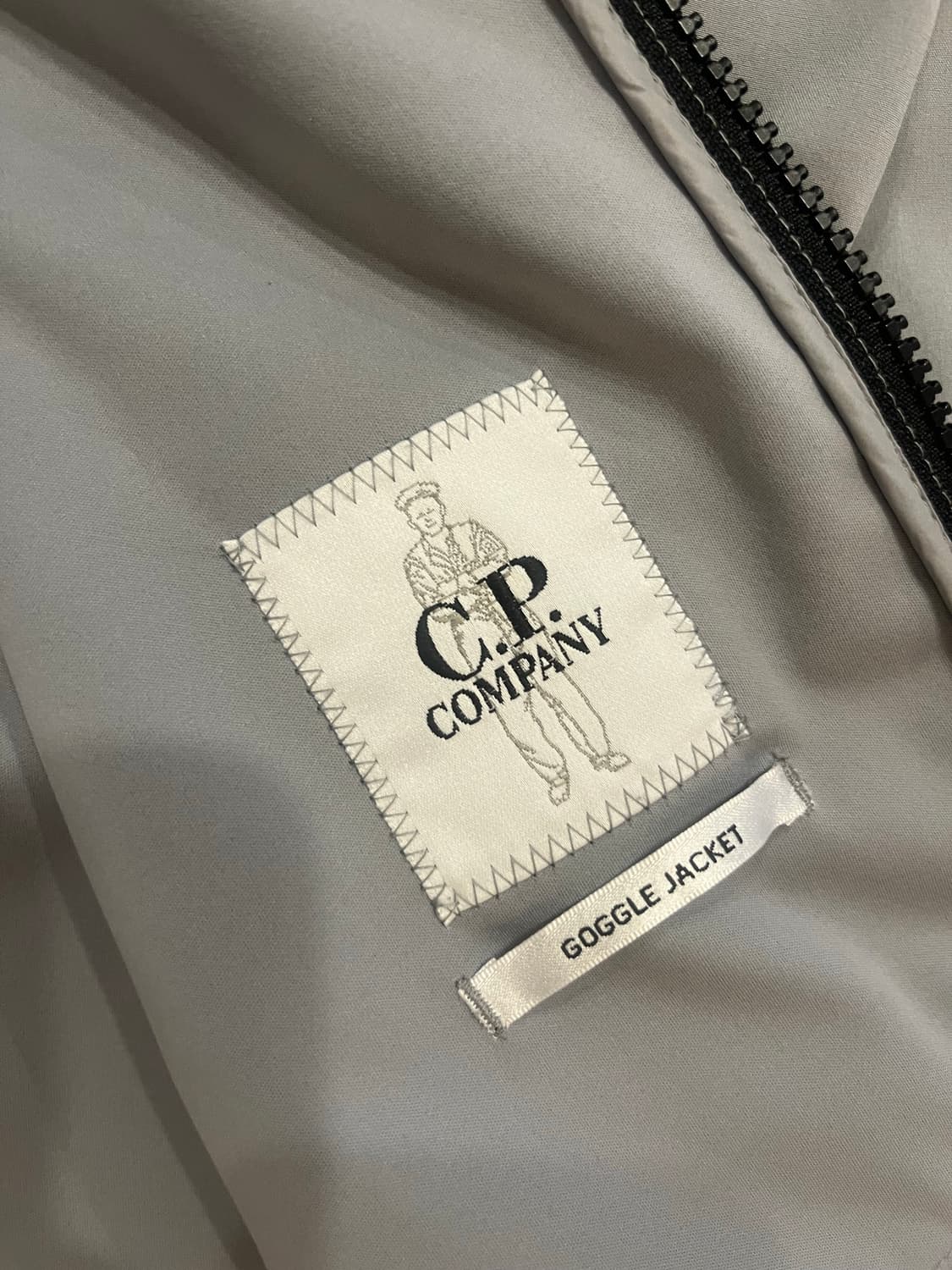 CP컴퍼니 쉘-R고글 후드48 상품이미지5