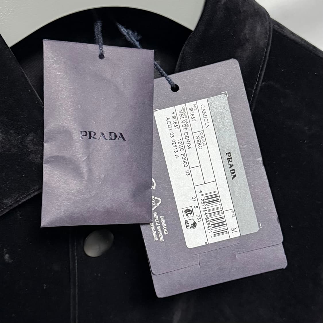 [S+급/오버핏M] 프라다 삼각로고 벨벳 셔츠 자켓 블랙 상품이미지7