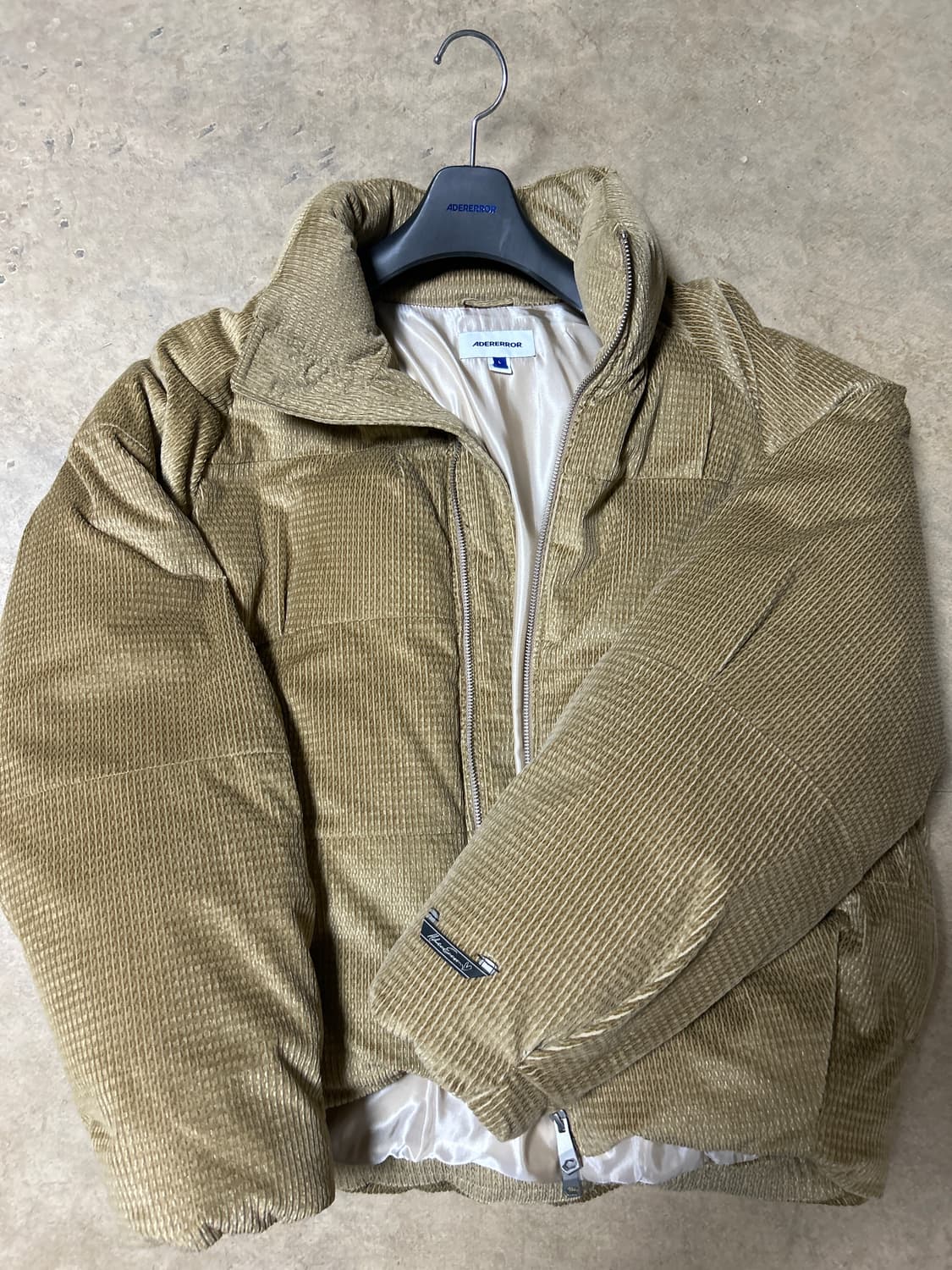 L)아더에러 rata puffer 라타 푸퍼 패딩 상품이미지1