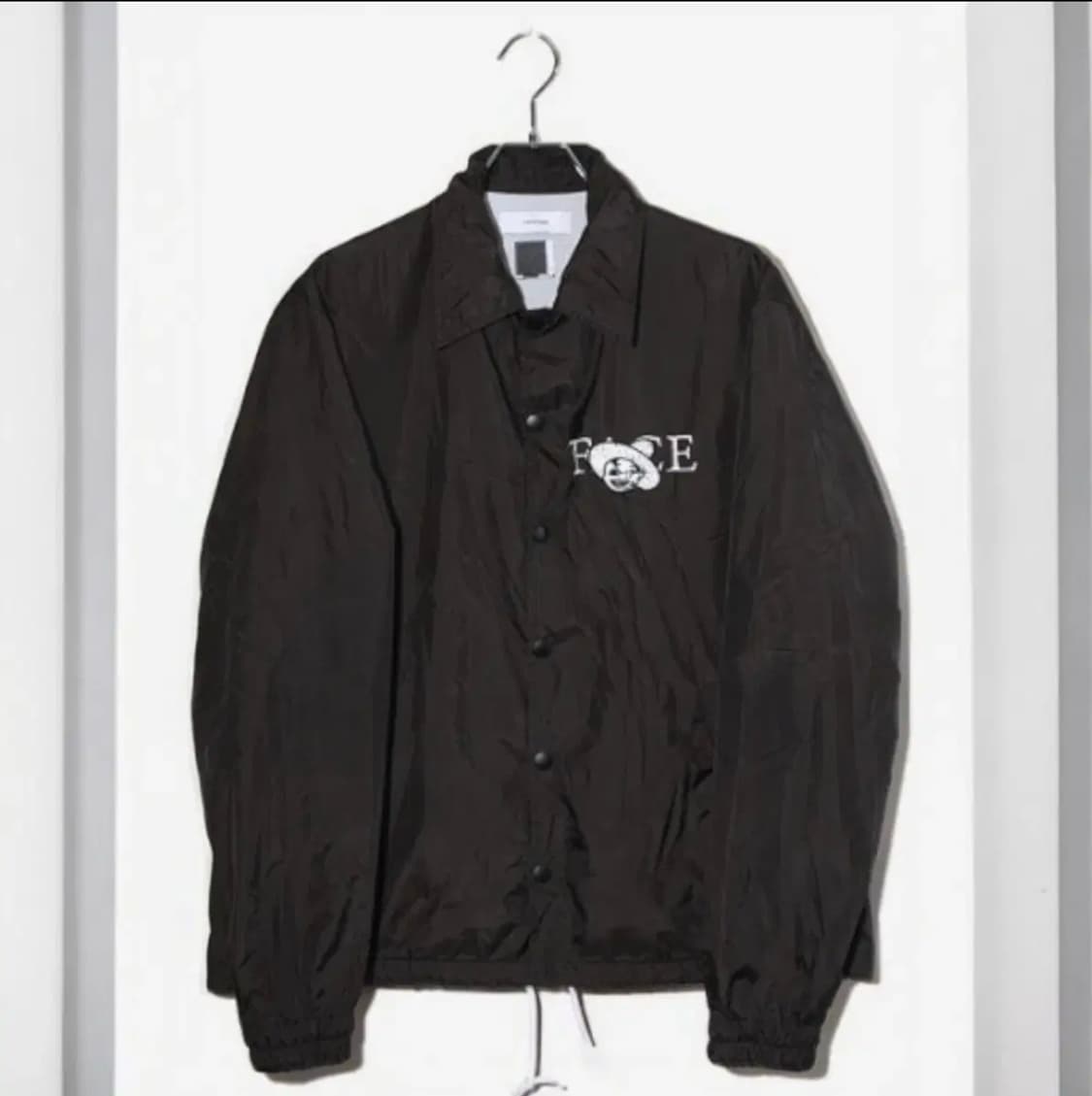 파세타즘 FACE COLLAGE 코치 자켓 블랙 상품이미지1