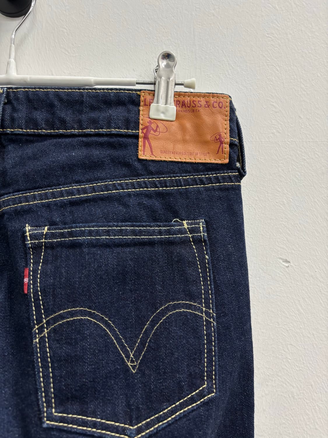 [ USA ] Levi's 리바이스 DEMI 부츠컷 데님 팬츠 상품이미지3