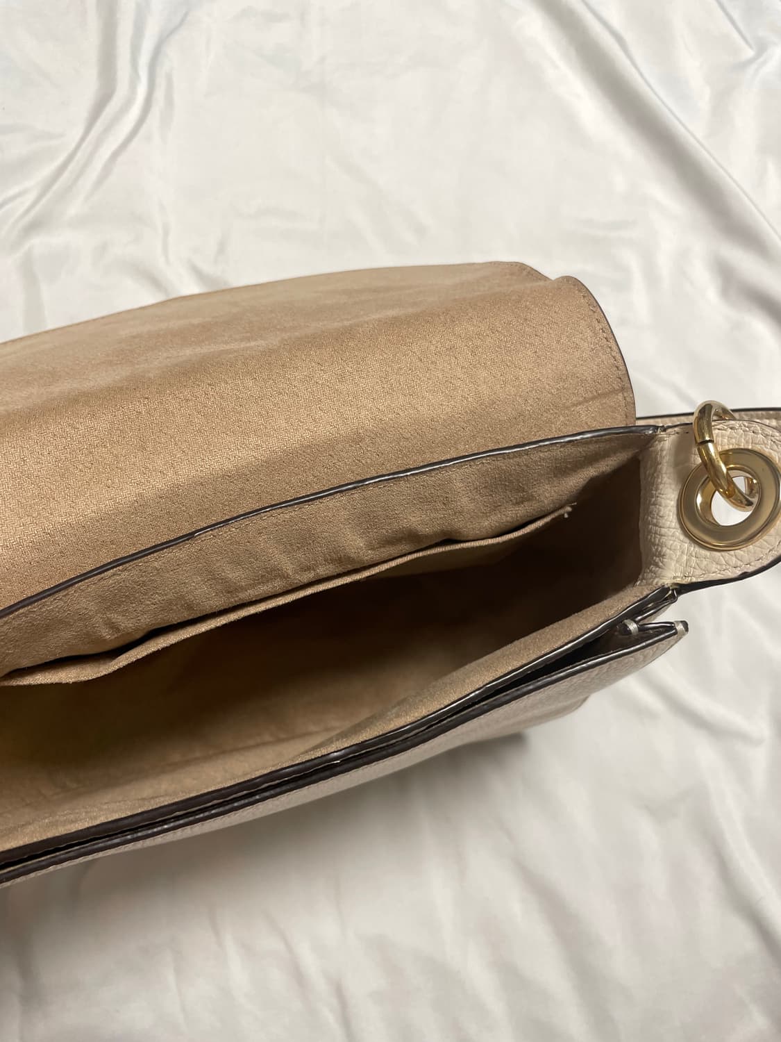 코치 아이보리 숄더백 상품이미지7