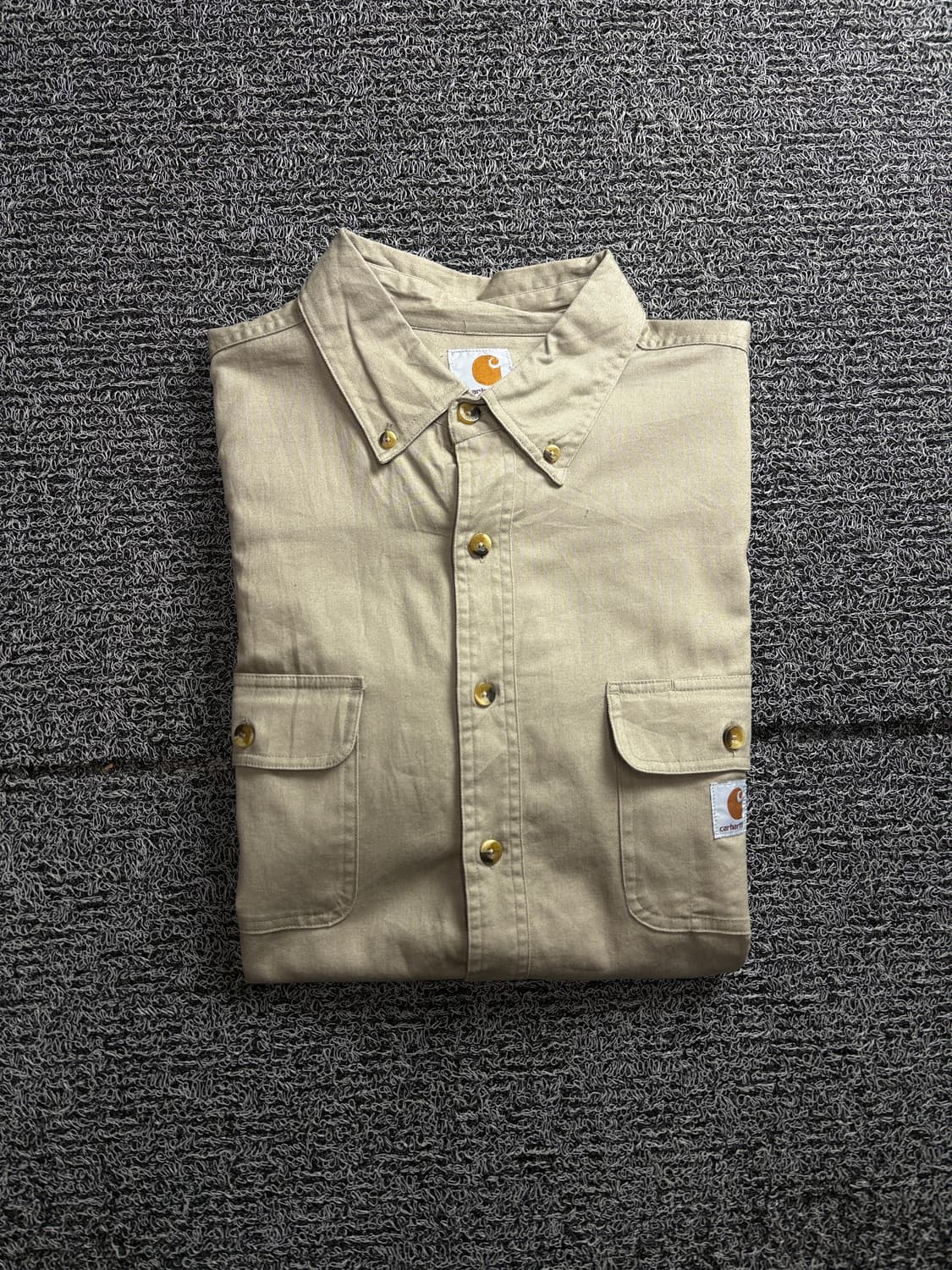 칼하트 올드스쿨 베이지 긴팔 워크셔츠 2685 상품이미지1