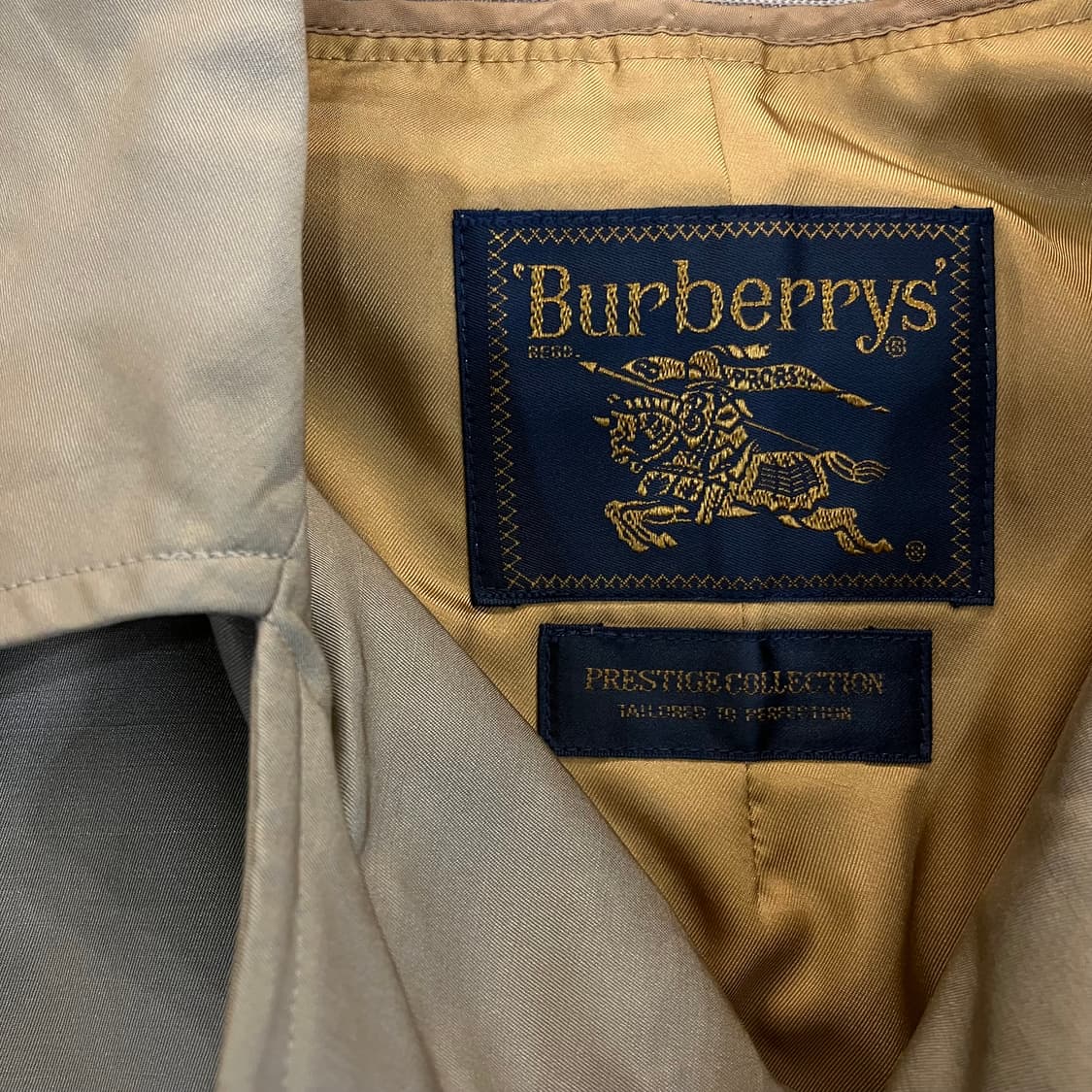 버버리 프레스티지 컬렉션 카키 내피 카코트 S 상품이미지2
