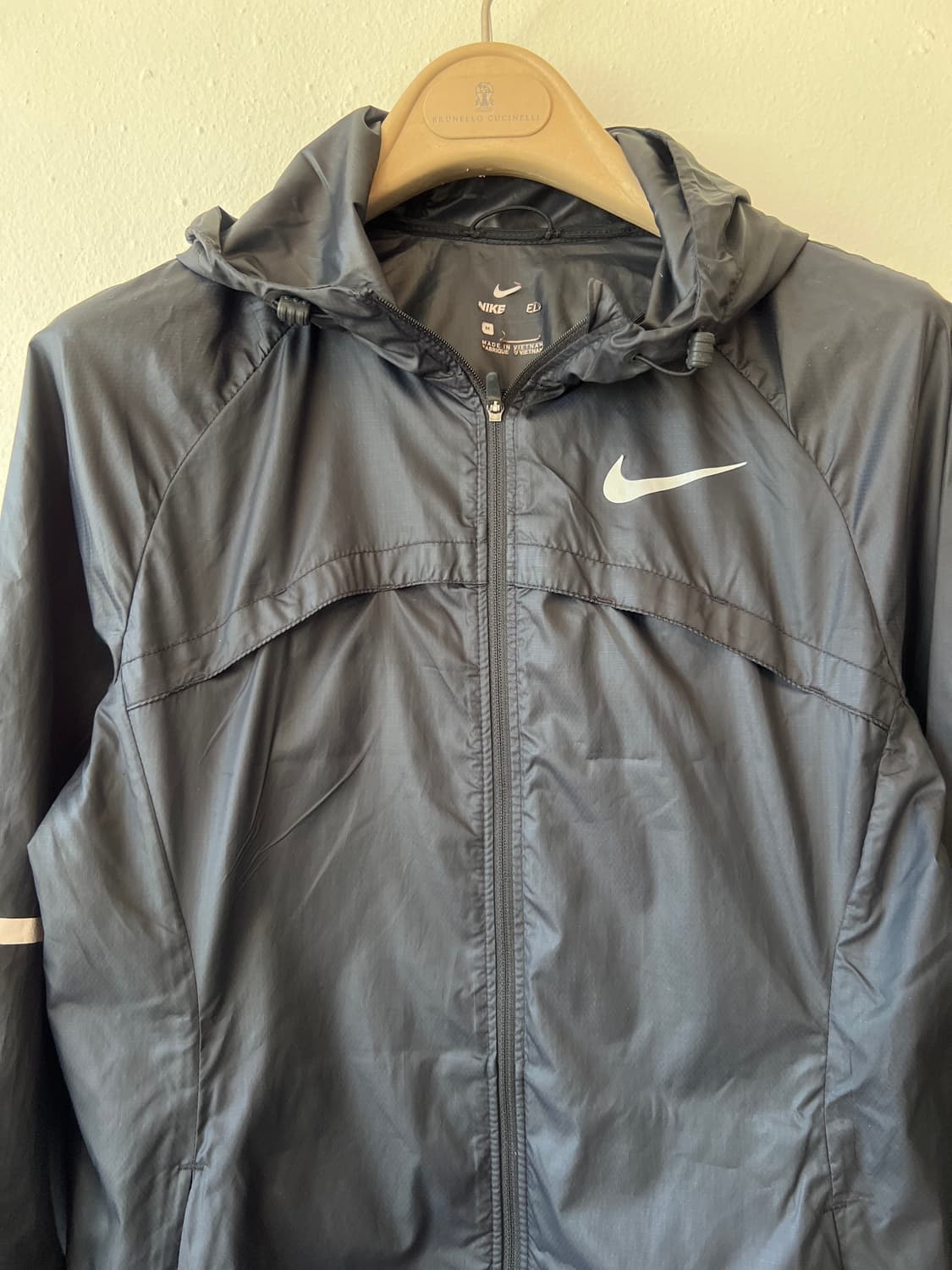 나이키 여성 블랙 윈드브레이커 바람막이후드점퍼 상품이미지1