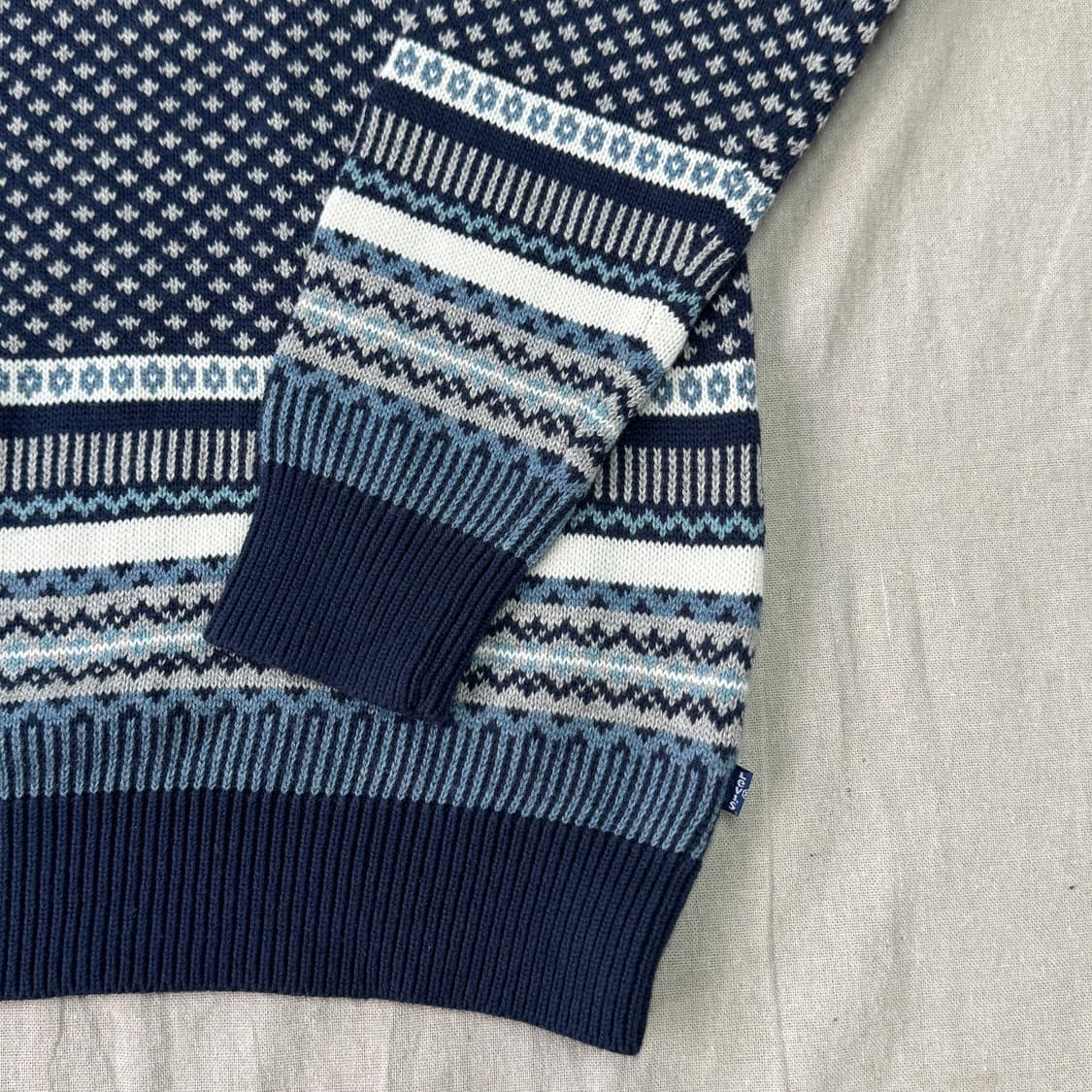 리바이스 페어아일 네이비탭 눈꽃 니트 L 상품이미지3