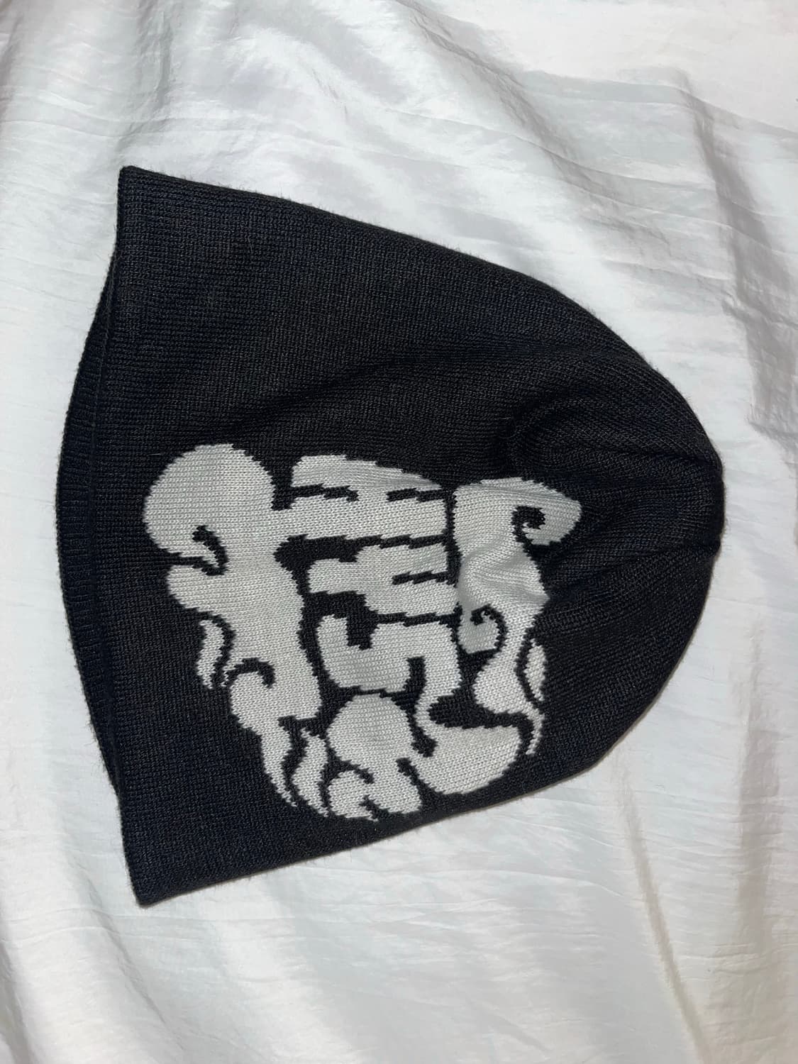 히스테릭 글래머 플레임로고 비니  상품이미지2