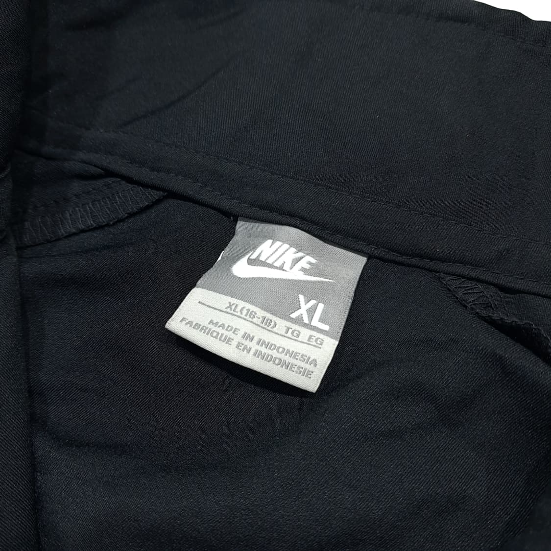 CK013 FREE 나이키 90s 00s 크롭 블랙화이트 크롭 자켓 상품이미지3