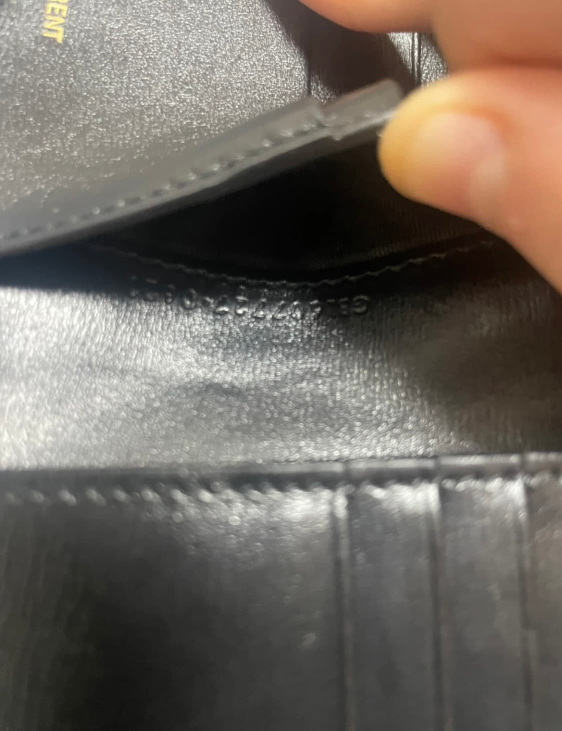 입생로랑 남성 블랙 반지갑 상품이미지5