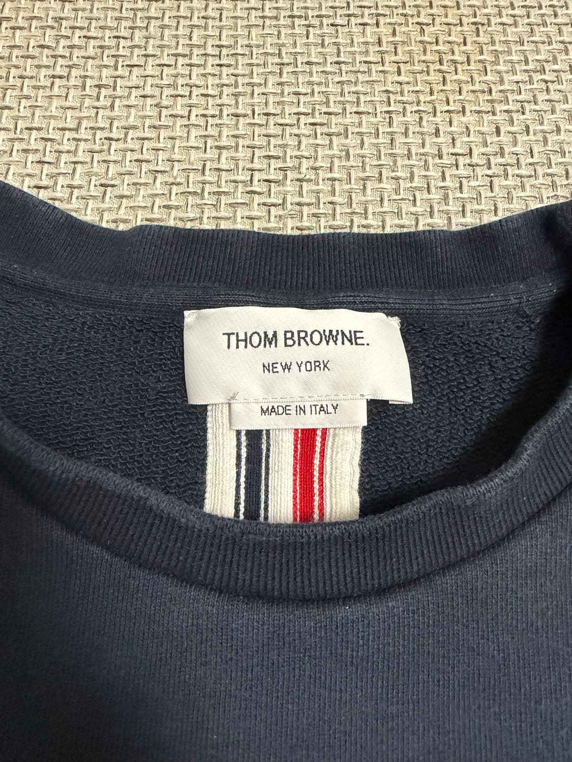 신형 톰브라운 백삼선 맨투맨 3사이즈 상품이미지2