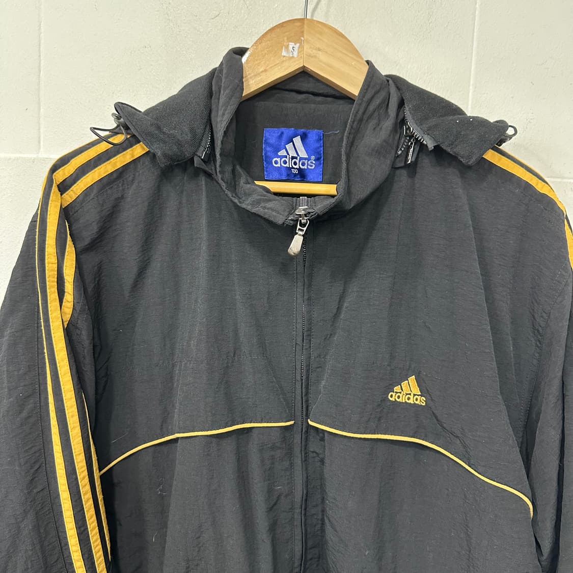아디다스 바람막이 상품이미지3