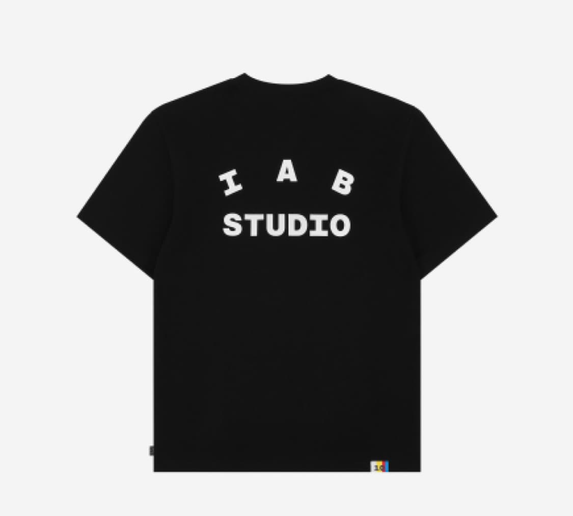 아이앱 스튜디오 10주년 반팔 블랙&화이트 새상품 판매 상품이미지4