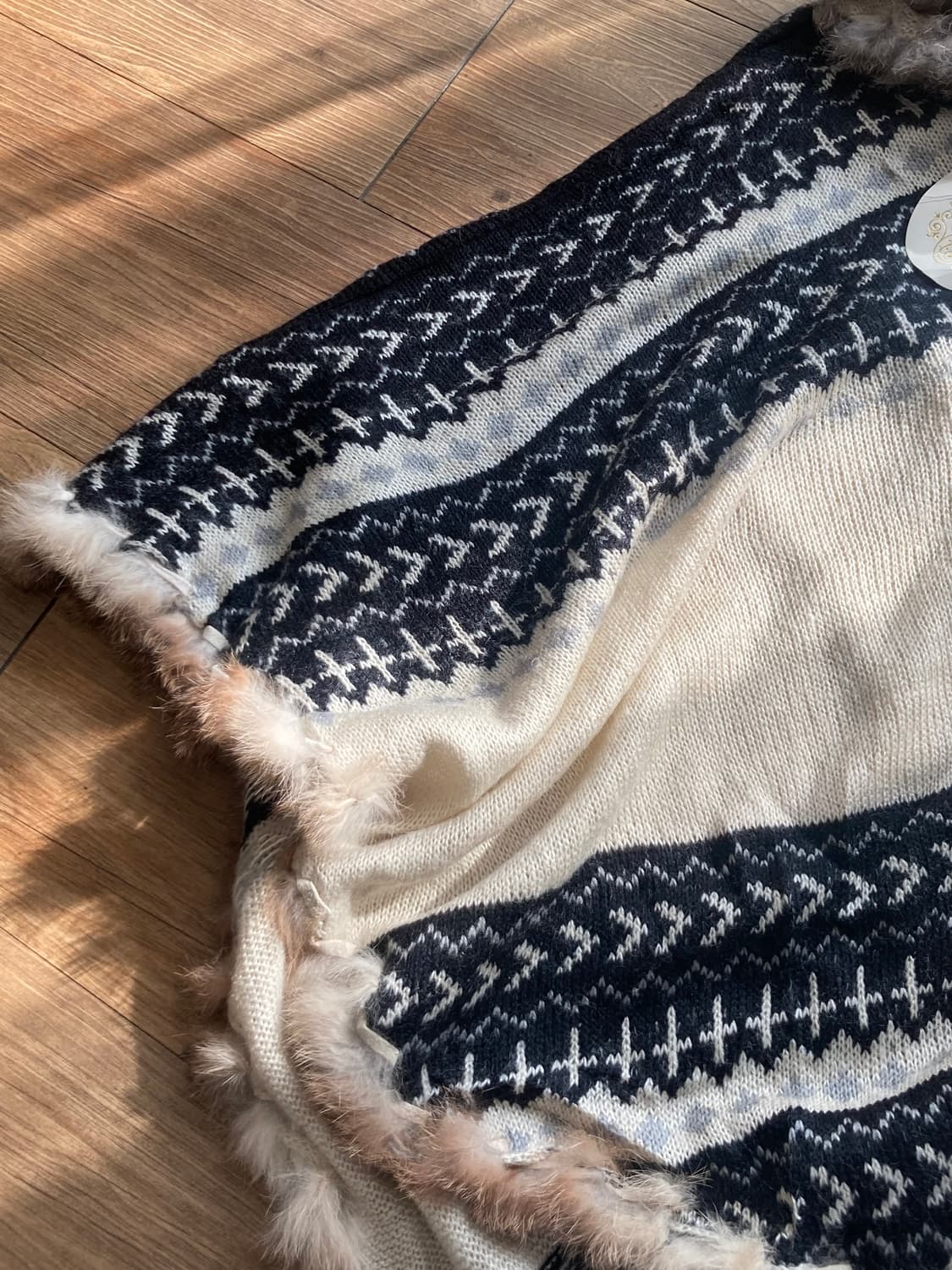 catedral Japan 에스닉 래빗 퍼 판초 케이프 미사용 새 상품 상품이미지4