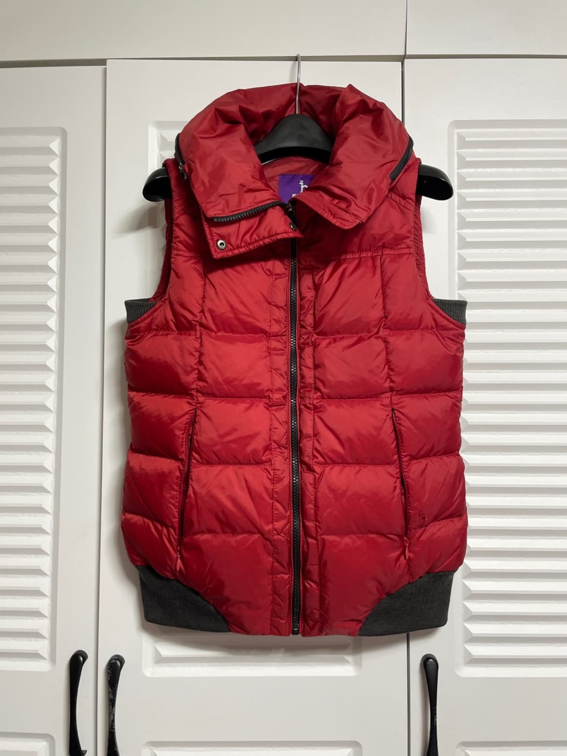 헤지스 패딩 조끼 상품이미지1