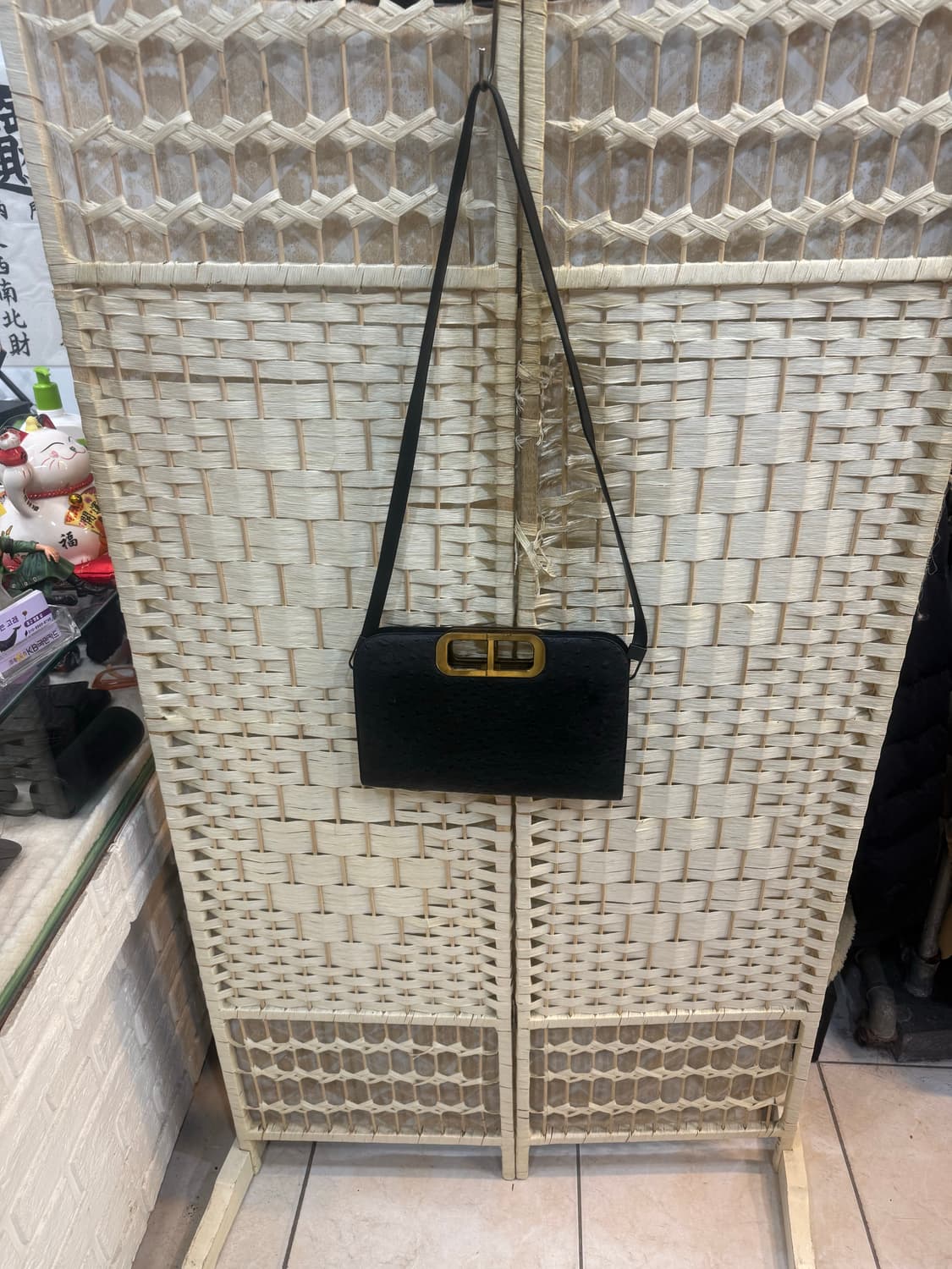 정품 디올 타조레더 빈티지 크로스백 팝니다 상품이미지1