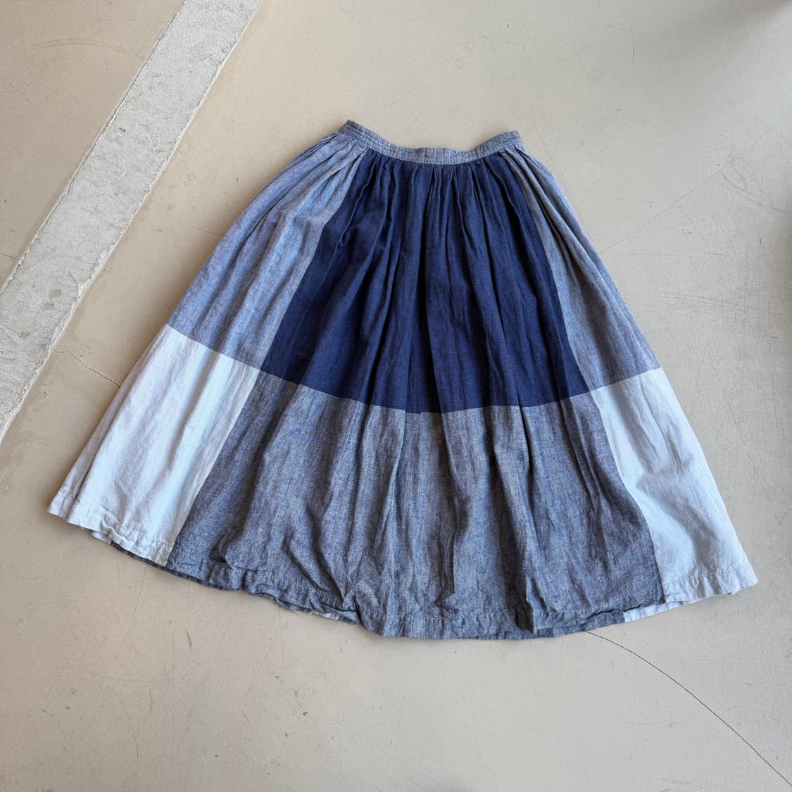 이세이 미야케 버튼 데님 스커트 상품이미지4