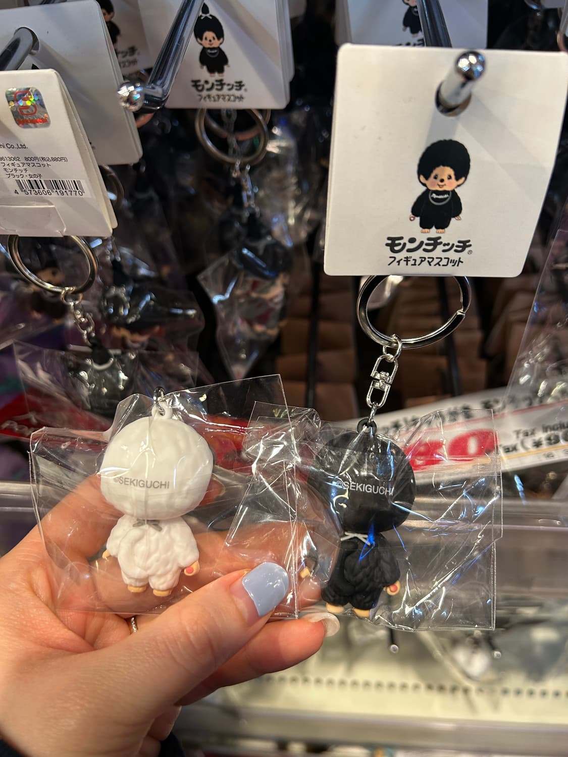 (3/6마감) 블랙 몬치치 화이트 몬치치 피규어 키링 신상 상품이미지2