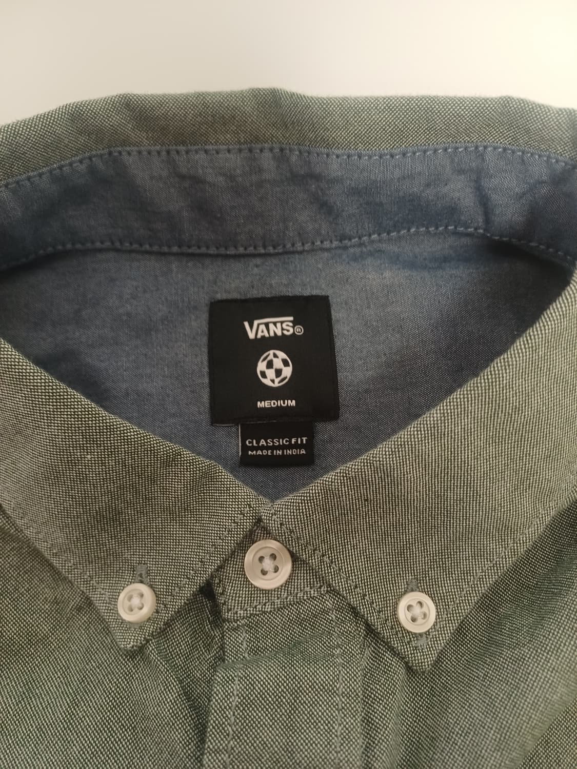 [M]반스(Vans)23FA 클래식핏 버튼다운 옥스포드 반팔셔츠 올리브카 상품이미지3