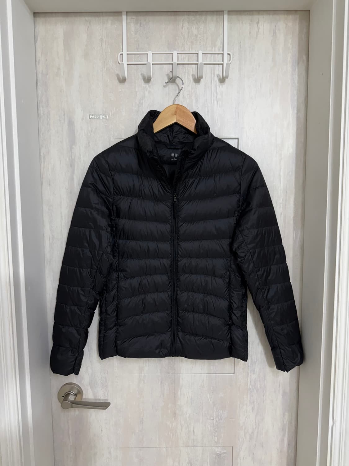 여성 M / 유니클로 경량패딩 상품이미지1