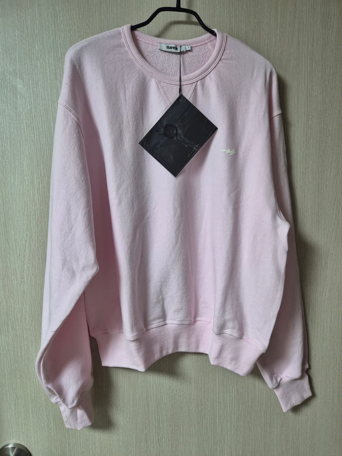 (새제품) NIEEH 니히 맨투맨 핑크 1 상품이미지1