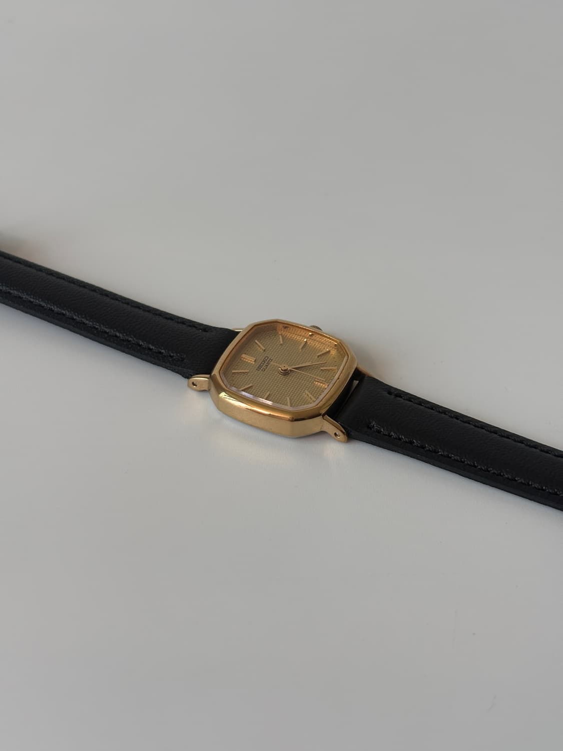 1980s Texture Dial Gold Ladies Quartz 상품이미지5
