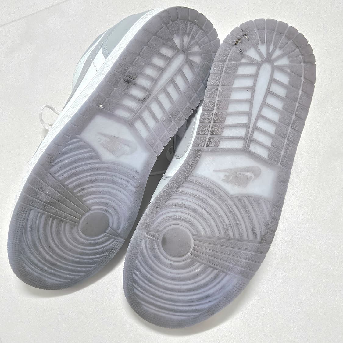 조던1 로우 화이트 울프그레이 255 상품이미지6