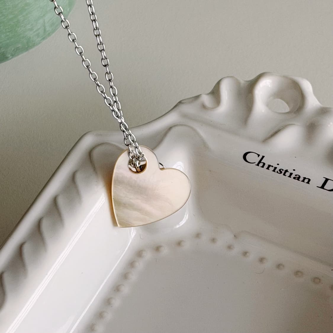 빈티지 디올 하트 자개 목걸이 상품이미지4