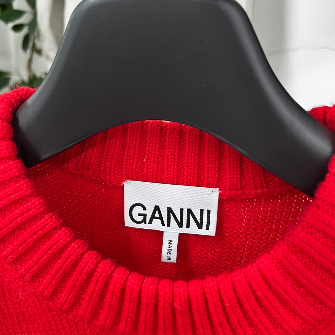 가니 숄더 퍼프 니트 S 상품이미지4