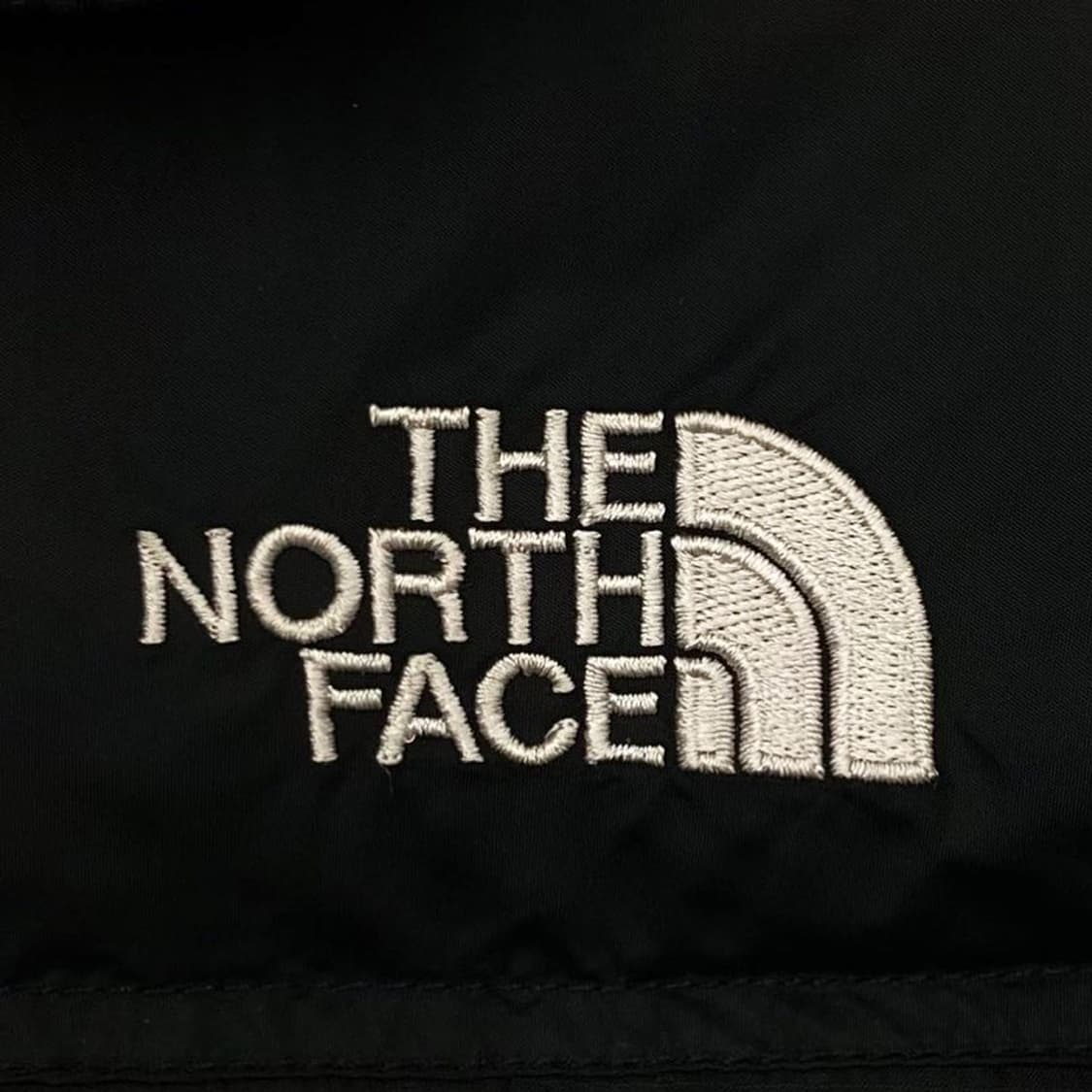 The North Face 700눕시 블랙 구스다운 패 상품이미지3