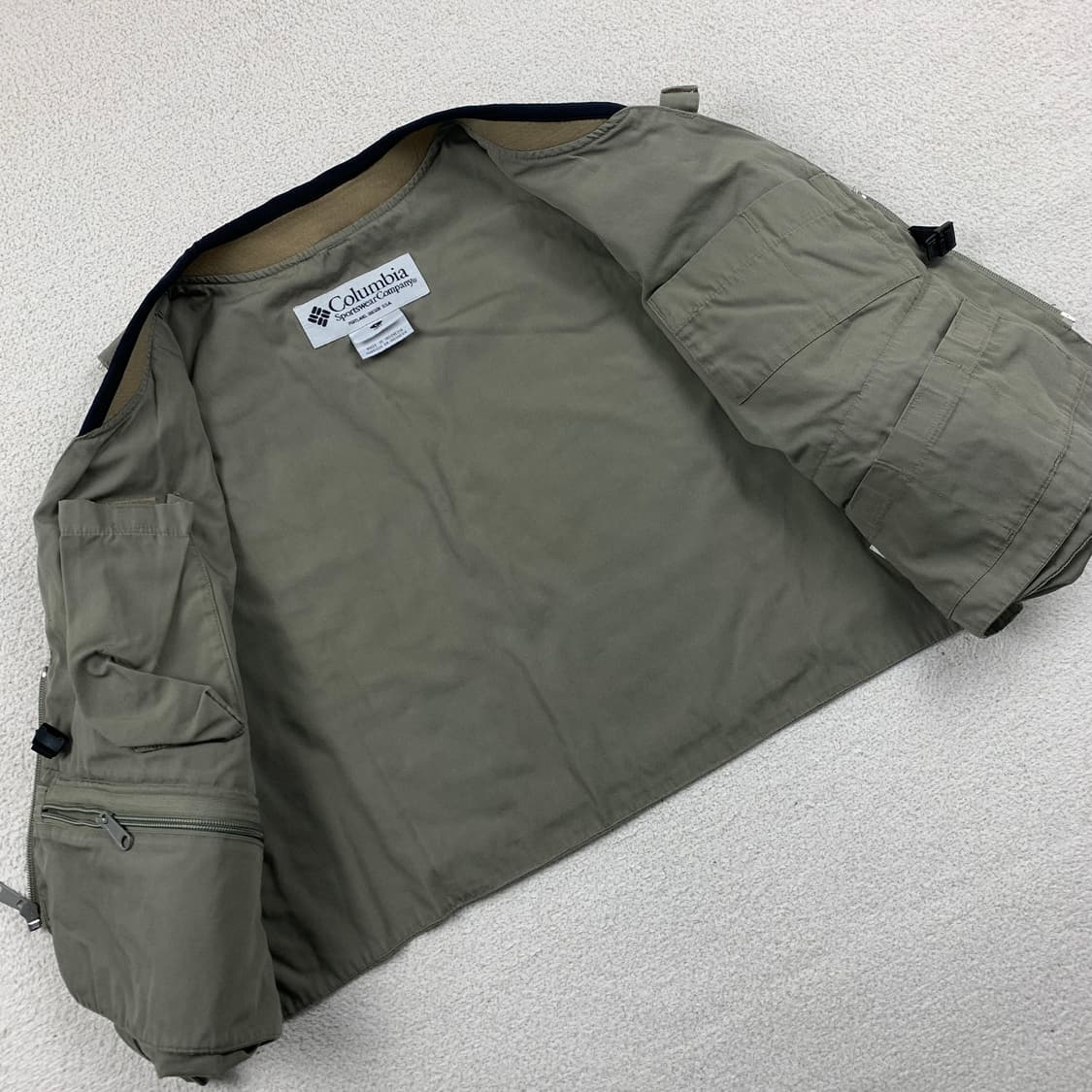 컬럼비아 PFG 유틸리티 포켓 피싱 베스트 상품이미지4