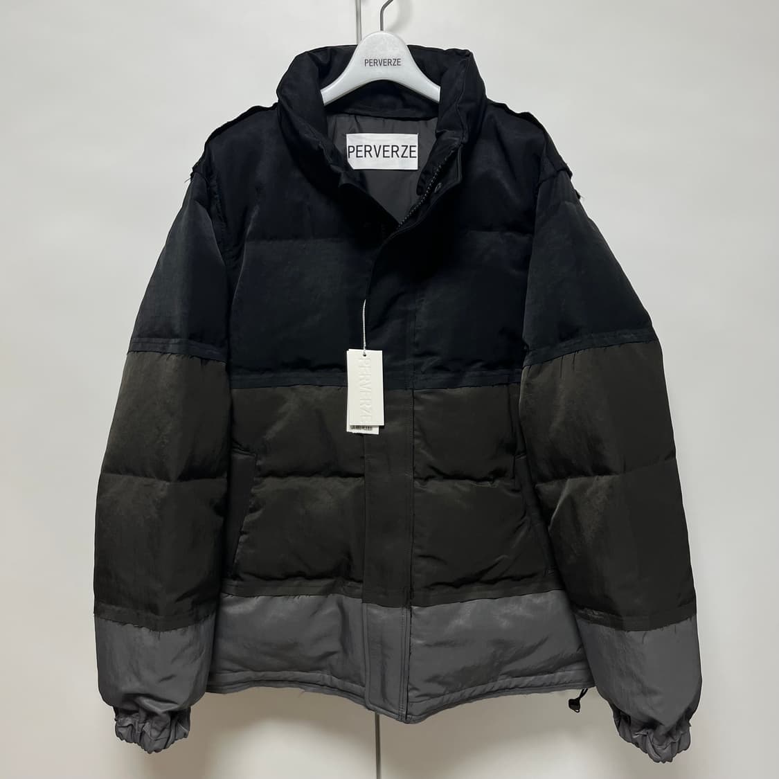 [F]퍼버즈 25fw 스탭 다운 패딩/블랙 상품이미지1