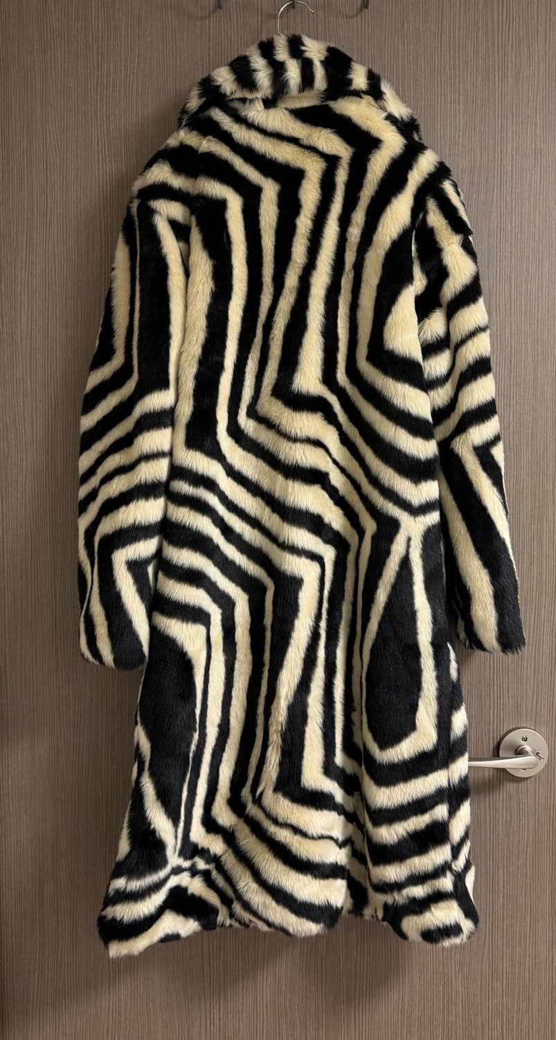 Ivyrevel/스웨덴/퍼 코트 상품이미지3