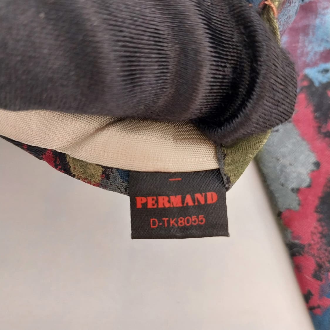 니노 세루티 실크 아트 패턴 넥타이 8.8cm A+등급 K1318
 상품이미지9